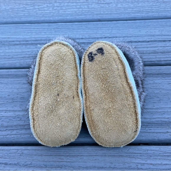 Baby Sheepskin Slippers - Picture 7 of 7